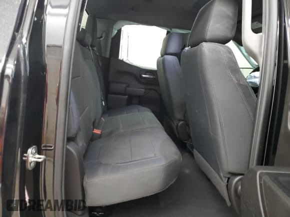 ✅ 2019 Chevrolet Silverado 1500 Custom • VIN: 1GCRYBEF7KZ372233 • Lot: 72448114. Wystawiony na Copart z przebiegiem 56 151 mil. Bezpłatny archiwum sprzedaży aukcyjnych z USA i szczegółowy raport historii pojazdu na DreamBid. Zdjęcie 11.