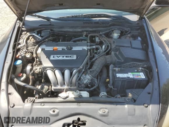 ✅ 2004 Honda Accord EX • VIN: 1HGCM72604A010282 • Lot: 62827155. Wystawiony na Copart z przebiegiem 134 922 mil. Bezpłatny archiwum sprzedaży aukcyjnych z USA i szczegółowy raport historii pojazdu na DreamBid. Zdjęcie 11.