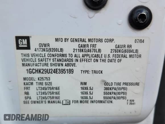 2004 Chevrolet Silverado 2500HD LS с VIN 1GCHK29U24E395189, выставлен на аукционе Copart как лот 85279365 с пробегом 220 485 миль миль и Списание • Salvage title. История ставок и продаж доступна на DreamBid. Изображение 13.