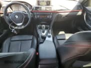 ✅ 2015 BMW 3 Series 328i • VIN: WBA3A5G53FNS82250 • Лот: 60875555. Опубликован ранее на Copart с пробегом 140 288 миль. Бесплатный доступ к архиву аукционных продаж из США и подробный отчёт об истории автомобиля на DreamBid. Изображение 8.