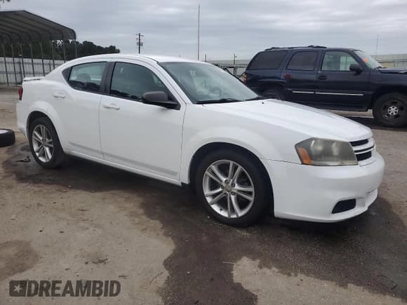 ✅ 2014 Dodge Avenger SE • VIN: 1C3CDZAB5EN228287 • Lot: 86125625. Listed on Copart with 160,338 mi. Free auction sales archive from the USA and detailed vehicle history report at DreamBid. Image 4.