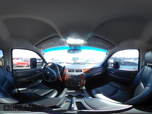 ✅ 2008 Chevrolet Silverado 2500HD LTZ • VIN: 1GCHK236X8F225687 • Lot: 43651853. Wystawiony na IAAI z przebiegiem 202 303 mil. Bezpłatny archiwum sprzedaży aukcyjnych z USA i szczegółowy raport historii pojazdu na DreamBid. Zdjęcie 18.