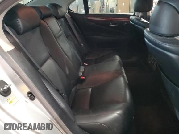 ✅ 2009 Lexus LS 460 • VIN: JTHBL46F395086082 • Lot: 88299585. Listed on Copart with 148,406 mi. Free auction sales archive from the USA and detailed vehicle history report at DreamBid. Image 10.