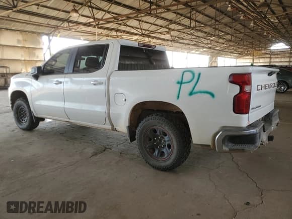 ✅ 2020 Chevrolet Silverado 1500 LT • VIN: 1GCUYDED0LZ310095 • Lot: 79027014. Wystawiony na Copart z przebiegiem 63 672 mil. Bezpłatny archiwum sprzedaży aukcyjnych z USA i szczegółowy raport historii pojazdu na DreamBid. Zdjęcie 2.