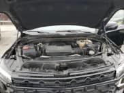 ✅ 2023 Chevrolet Suburban LS • VIN: 1GNSCBKD2PR245004 • Lot: 92729245. Wystawiony na Copart z przebiegiem Nie podano. Bezpłatny archiwum sprzedaży aukcyjnych z USA i szczegółowy raport historii pojazdu na DreamBid. Zdjęcie 12.