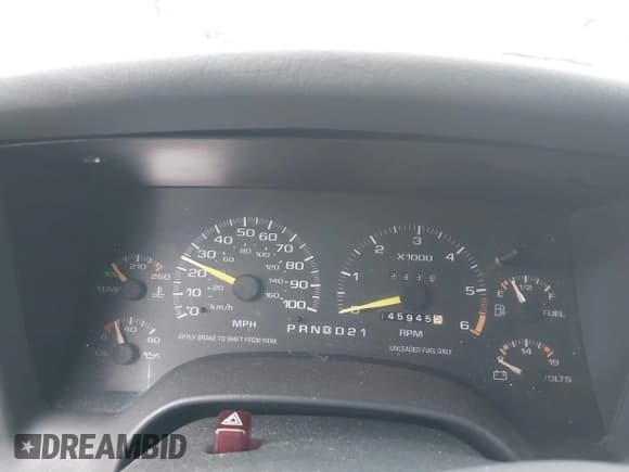 ✅ 1996 Chevrolet Blazer • VIN: 1GNDT13W0T2211682 • Lot: 40969476. Wystawiony na IAAI z przebiegiem 145 945 mil. Bezpłatny archiwum sprzedaży aukcyjnych z USA i szczegółowy raport historii pojazdu na DreamBid. Zdjęcie 7.