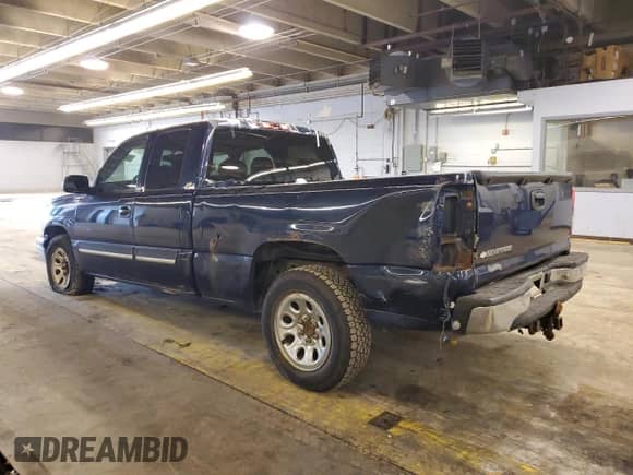 2006 Chevrolet Silverado 1500 LT2 z VIN 2GCEC19Z861323665, wystawiony jako Copart lot #76084704 z przebiegiem 122 792 mil mil oraz Nie do naprawy • Non repairable. Historia ofert i sprzedaży dostępna na DreamBid. Obrazek 2.