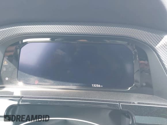 ✅ 2025 Volkswagen Atlas SEL Premium R-Line • VIN: 1V2FE2CA1SC205287 • Lot: 42322961. Wystawiony na IAAI z przebiegiem 13 256 mil. Bezpłatny archiwum sprzedaży aukcyjnych z USA i szczegółowy raport historii pojazdu na DreamBid. Zdjęcie 7.