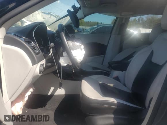 ✅ 2019 Jeep Compass Limited • VIN: 3C4NJDCB5KT693452 • Lot: 54512635. Listed on Copart with 95,973 mi. Free auction sales archive from the USA and detailed vehicle history report at DreamBid. Image 7.