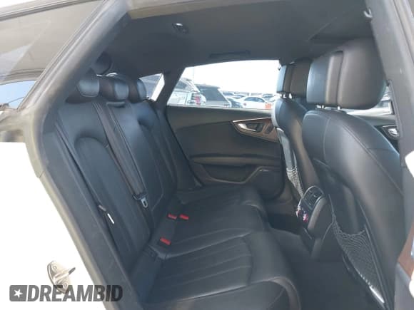 ✅ 2014 Audi A7 Prestige • VIN: WAU2GAFC0EN064090 • Lot: 43773513. Listed on IAAI with 202,346 mi. Free auction sales archive from the USA and detailed vehicle history report at DreamBid. Image 8.