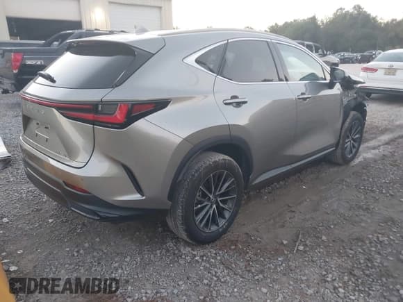 ✅ 2024 Lexus NX 250 Premium • VIN: 2T2GDCAZ0RC006171 • Лот: 43452510. Опубликован ранее на IAAI с пробегом 27 597 миль. Бесплатный доступ к архиву аукционных продаж из США и подробный отчёт об истории автомобиля на DreamBid. Изображение 4.