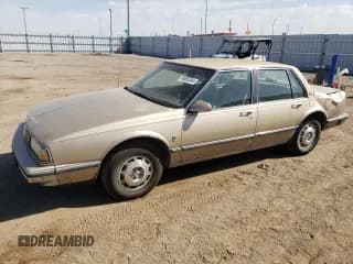 ✅ 1987 Oldsmobile 88 • VIN: 1G3HY5137HW311807 • Lot: 74605344. Wystawiony na Copart z przebiegiem 124 614 mil. Bezpłatny archiwum sprzedaży aukcyjnych z USA i szczegółowy raport historii pojazdu na DreamBid. Zdjęcie 1.