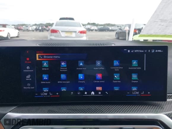 ✅ 2024 BMW i4 M50 • VIN: WBY33AW02RFS40631 • Lot: 43255685. Wystawiony na IAAI z przebiegiem 9 715 mil. Bezpłatny archiwum sprzedaży aukcyjnych z USA i szczegółowy raport historii pojazdu na DreamBid. Zdjęcie 18.