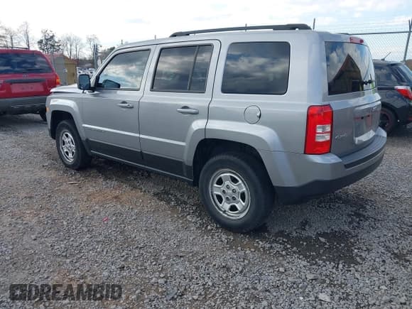 ✅ 2014 Jeep Patriot Sport • VIN: 1C4NJRBB0ED880574 • Лот: 43505140. Опубликован ранее на IAAI с пробегом 171 269 миль. Бесплатный доступ к архиву аукционных продаж из США и подробный отчёт об истории автомобиля на DreamBid. Изображение 3.