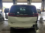✅ 2022 Chrysler Pacifica Limited • VIN: 2C4RC1GG9NR162231 • Лот: 63061055. Опубликован ранее на Copart с пробегом 82 084 миль. Бесплатный доступ к архиву аукционных продаж из США и подробный отчёт об истории автомобиля на DreamBid. Изображение 6.