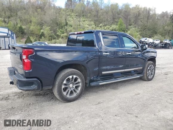 ✅ 2022 Chevrolet Silverado 1500 • VIN: 1GCUDJETXNZ525195 • Лот: 52793645. Опубликован ранее на Copart с пробегом 33 158 миль. Бесплатный доступ к архиву аукционных продаж из США и подробный отчёт об истории автомобиля на DreamBid. Изображение 3.