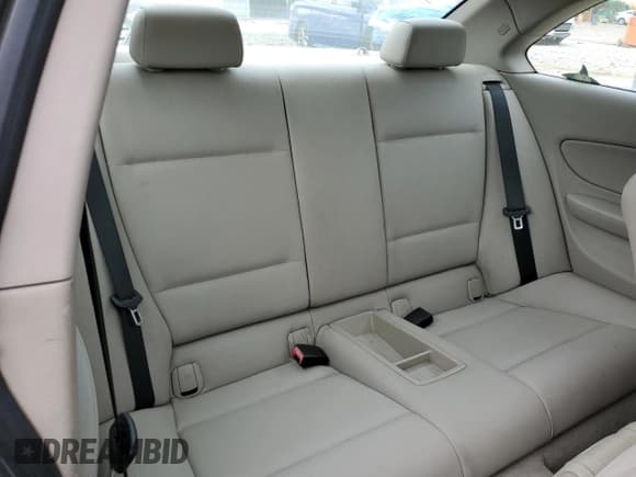 ✅ 2008 BMW 1 Series 128i • VIN: WBAUP73508VF06312 • Лот: 90447165. Опубликован ранее на Copart с пробегом 120 800 миль. Бесплатный доступ к архиву аукционных продаж из США и подробный отчёт об истории автомобиля на DreamBid. Изображение 10.