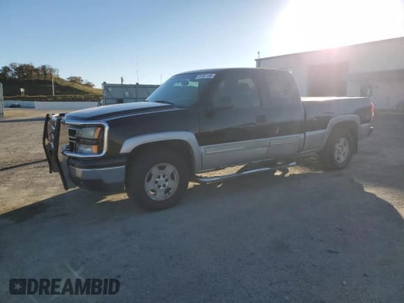 ✅ 2006 Chevrolet Silverado 1500 LT1 • VIN: 1GCEK19B96Z140045 • Lot: 91387155. Listed on Copart with 168,201 mi. Free auction sales archive from the USA and detailed vehicle history report at DreamBid. Image 1.