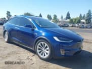 ✅ 2017 Tesla Model X 90D • VIN: 5YJXCBE24HF075440 • Lot: 43388534. Wystawiony na IAAI z przebiegiem Nie podano. Bezpłatny archiwum sprzedaży aukcyjnych z USA i szczegółowy raport historii pojazdu na DreamBid. Zdjęcie 1.