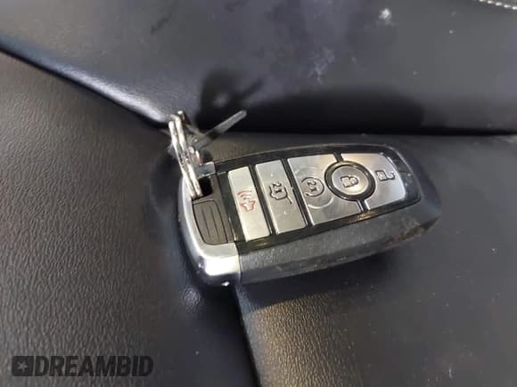 ✅ 2023 Ford Explorer XLT • VIN: 1FMSK8DH4PGB87922 • Lot: 41615947. Wystawiony na IAAI z przebiegiem 14 909 mil. Bezpłatny archiwum sprzedaży aukcyjnych z USA i szczegółowy raport historii pojazdu na DreamBid. Zdjęcie 11.