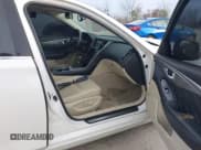 ✅ 2017 Infiniti Q50 Sport • VIN: JN1EV7AR9HM838628 • Лот: 43617852. Опубликован ранее на IAAI с пробегом 89 514 миль. Бесплатный доступ к архиву аукционных продаж из США и подробный отчёт об истории автомобиля на DreamBid. Изображение 5.