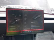 ✅ 2024 Tesla Model 3 • VIN: 5YJ3E1EAXRF864719 • Lot: 42129944. Wystawiony na IAAI z przebiegiem 3 776 mil. Bezpłatny archiwum sprzedaży aukcyjnych z USA i szczegółowy raport historii pojazdu na DreamBid. Zdjęcie 18.