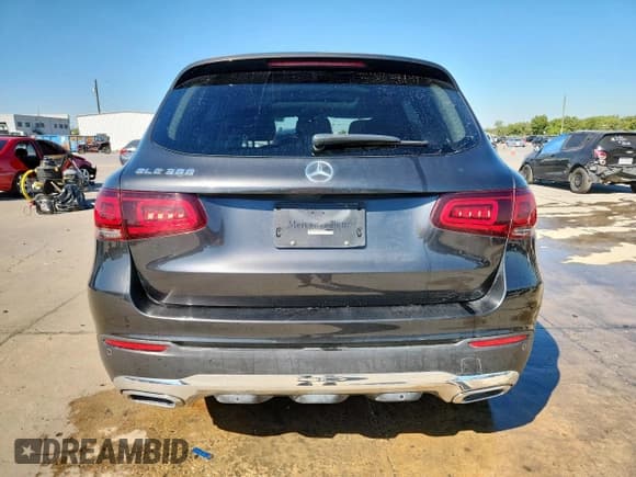 ✅ 2021 Mercedes-Benz GLC 300 • VIN: W1N0G8DB9MV264521 • Lot: 85558355. Listed on Copart with 113,721 mi. Free auction sales archive from the USA and detailed vehicle history report at DreamBid. Image 6.