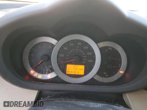 ✅ 2012 Toyota RAV4 • VIN: 2T3BK4DV3CW067014 • Лот: 80343985. Опубликован ранее на Copart с пробегом 146 166 миль. Бесплатный доступ к архиву аукционных продаж из США и подробный отчёт об истории автомобиля на DreamBid. Изображение 9.