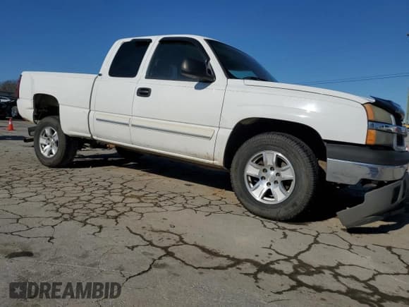 ✅ 2005 Chevrolet Silverado 1500 LT • VIN: 2GCEC19T751263047 • Лот: 50331675. Опубликован ранее на Copart с пробегом 133 423 миль. Бесплатный доступ к архиву аукционных продаж из США и подробный отчёт об истории автомобиля на DreamBid. Изображение 4.