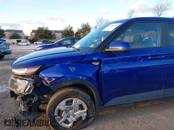 ✅ 2020 Hyundai Venue SE • VIN: KMHRB8A30LU015163 • Lot: 41293346. Listed on IAAI with 68,829 mi. Free auction sales archive from the USA and detailed vehicle history report at DreamBid. Image 19.