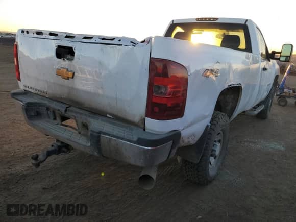 2009 Chevrolet Silverado 3500HD SRW Work Truck с VIN 1GCHK74669E110412, выставлен на аукционе Copart как лот 83442794 с пробегом Не указан миль и Списание • Salvage title. История ставок и продаж доступна на DreamBid. Изображение 3.