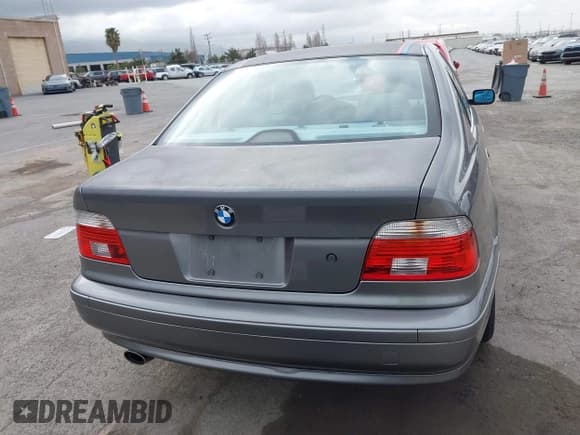 ✅ 2003 BMW 5 Series 525i • VIN: WBADT43473G023282 • Lot: 41872368. Listed on IAAI with 244,490 mi. Free auction sales archive from the USA and detailed vehicle history report at DreamBid. Image 16.