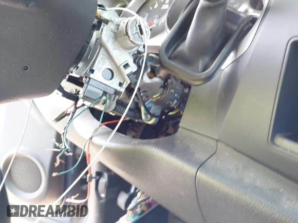 ✅ 2008 Chevrolet Silverado 1500 1LT • VIN: 3GCEC13JX8G229252 • Лот: 43594221. Опубликован ранее на IAAI с пробегом Не указан. Бесплатный доступ к архиву аукционных продаж из США и подробный отчёт об истории автомобиля на DreamBid. Изображение 6.