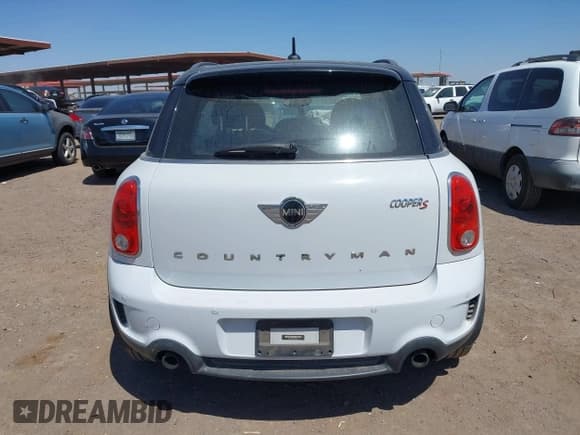 ✅ 2016 MINI Countryman S • VIN: WMWZC3C54GWT08011 • Lot: 42274242. Wystawiony na IAAI z przebiegiem 99 183 mil. Bezpłatny archiwum sprzedaży aukcyjnych z USA i szczegółowy raport historii pojazdu na DreamBid. Zdjęcie 16.