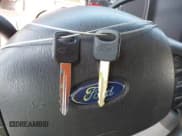 ✅ 2011 Ford Econoline Passenger XL • VIN: 1FBSS3BL3BDA15796 • Lot: 42903744. Wystawiony na IAAI z przebiegiem 82 298 mil. Bezpłatny archiwum sprzedaży aukcyjnych z USA i szczegółowy raport historii pojazdu na DreamBid. Zdjęcie 11.