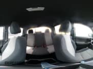 ✅ 2020 Toyota Tacoma SR5 • VIN: 3TMAZ5CNXLM117424 • Lot: 42814654. Wystawiony na IAAI z przebiegiem 95 225 mil. Bezpłatny archiwum sprzedaży aukcyjnych z USA i szczegółowy raport historii pojazdu na DreamBid. Zdjęcie 18.