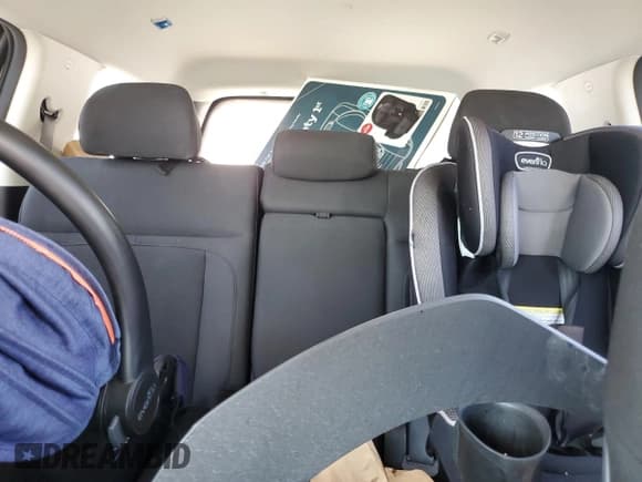 ✅ 2024 Hyundai Santa Fe SE • VIN: 5NMP1DGLXRH014990 • Lot: 70913115. Wystawiony na Copart z przebiegiem Nie podano. Bezpłatny archiwum sprzedaży aukcyjnych z USA i szczegółowy raport historii pojazdu na DreamBid. Zdjęcie 10.