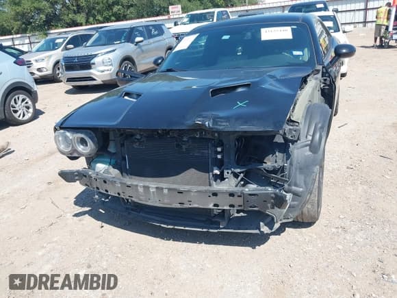 ✅ 2018 Dodge Challenger SXT • VIN: 2C3CDZAG0JH232858 • Lot: 43135440. Wystawiony na IAAI z przebiegiem 114 000 mil. Bezpłatny archiwum sprzedaży aukcyjnych z USA i szczegółowy raport historii pojazdu na DreamBid. Zdjęcie 6.