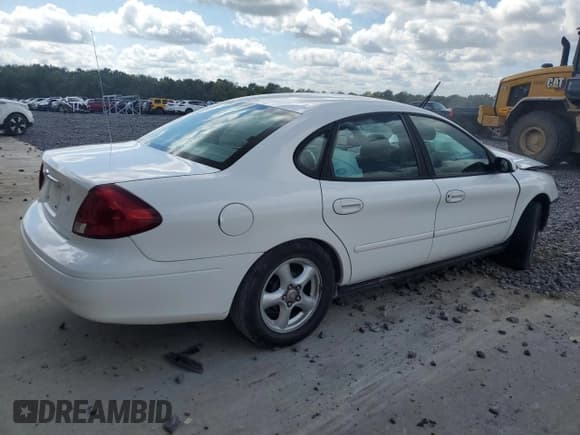 ✅ 2002 Ford Taurus SE Standard • VIN: 1FAFP53U12A257060 • Lot: 81606655. Wystawiony na Copart z przebiegiem 92 884 mil. Bezpłatny archiwum sprzedaży aukcyjnych z USA i szczegółowy raport historii pojazdu na DreamBid. Zdjęcie 3.