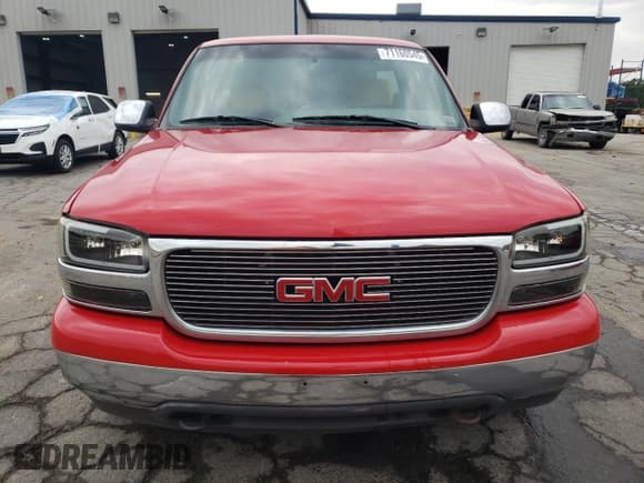 ✅ 2002 GMC Sierra 1500 • VIN: 1GTEC14V62Z338316 • Lot: 71160545. Listed on Copart with 194,271 mi. Free auction sales archive from the USA and detailed vehicle history report at DreamBid. Image 5.