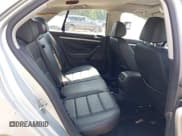 ✅ 2008 Volkswagen Jetta SE • VIN: 3VWRM71K58M061449 • Lot: 42624787. Listed on IAAI with 107,972 mi. Free auction sales archive from the USA and detailed vehicle history report at DreamBid. Image 8.