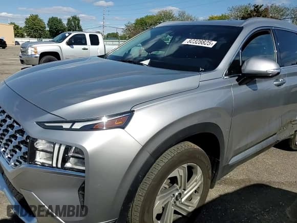 ✅ 2022 Hyundai Santa Fe SEL • VIN: 5NMS6DAJ9NH425651 • Lot: 82328825. Listed on Copart with 25,999 mi. Free auction sales archive from the USA and detailed vehicle history report at DreamBid. Image 14.