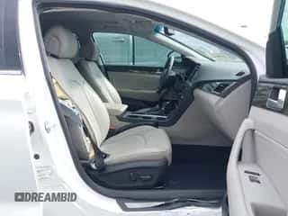 2015 Hyundai Sonata Sport с VIN 5NPE34AF5FH041663, выставлен на аукционе IAAI как лот 43394602 с пробегом 37 154 миль миль и . История ставок и продаж доступна на DreamBid. Изображение 5.