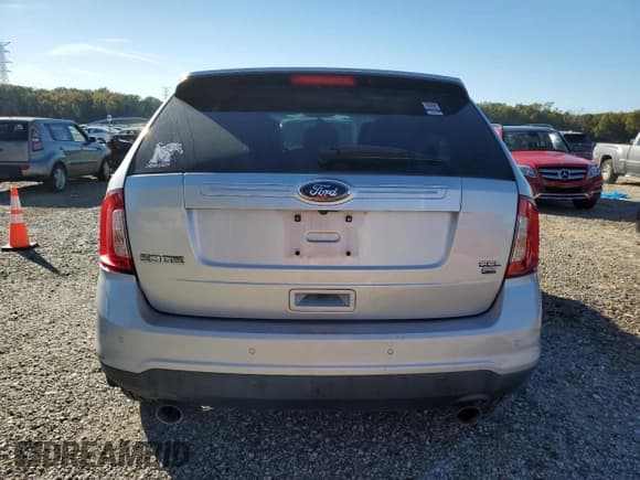 ✅ 2013 Ford Edge SEL • VIN: 2FMDK4JC2DBA93485 • Lot: 91531585. Wystawiony na Copart z przebiegiem 110 596 mil. Bezpłatny archiwum sprzedaży aukcyjnych z USA i szczegółowy raport historii pojazdu na DreamBid. Zdjęcie 6.