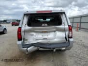 ✅ 2018 Chevrolet Suburban LT • VIN: 1GNSCHKC4JR249122 • Лот: 81604185. Опубликован ранее на Copart с пробегом 121 859 миль. Бесплатный доступ к архиву аукционных продаж из США и подробный отчёт об истории автомобиля на DreamBid. Изображение 6.