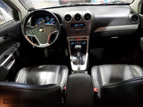 ✅ 2012 Chevrolet Captiva Sport LTZ • VIN: 3GNFL4E53CS600917 • Lot: 53021465. Wystawiony na Copart z przebiegiem 135 579 mil. Bezpłatny archiwum sprzedaży aukcyjnych z USA i szczegółowy raport historii pojazdu na DreamBid. Zdjęcie 8.