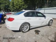 ✅ 2015 BMW 3 Series 320i • VIN: WBA3B1G56FNT07311 • Лот: 82003445. Опубликован ранее на Copart с пробегом 111 536 миль. Бесплатный доступ к архиву аукционных продаж из США и подробный отчёт об истории автомобиля на DreamBid. Изображение 3.
