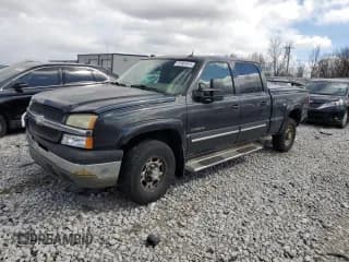 ✅ 2005 Chevrolet Silverado 1500HD LS • VIN: 1GCGK13U85F845860 • Лот: 51467075. Опубликован ранее на Copart с пробегом Не указан. Бесплатный доступ к архиву аукционных продаж из США и подробный отчёт об истории автомобиля на DreamBid. Изображение 1.