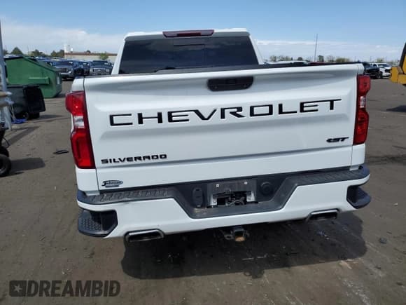 ✅ 2021 Chevrolet Silverado 1500 RST • VIN: 1GCUYEED3MZ191451 • Lot: 52479424. Wystawiony na Copart z przebiegiem 46 160 mil. Bezpłatny archiwum sprzedaży aukcyjnych z USA i szczegółowy raport historii pojazdu na DreamBid. Zdjęcie 6.