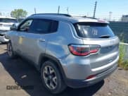 ✅ 2018 Jeep Compass Limited • VIN: 3C4NJCCB0JT407080 • Lot: 39364581. Wystawiony na IAAI z przebiegiem Nie podano. Bezpłatny archiwum sprzedaży aukcyjnych z USA i szczegółowy raport historii pojazdu na DreamBid. Zdjęcie 3.